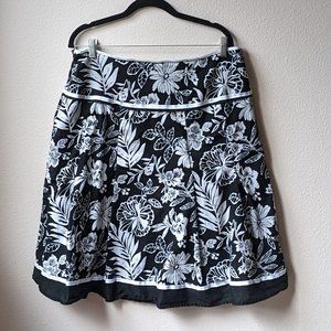 Esprit - Black and White Tropical Print A-Line Skirt - Juniors XL